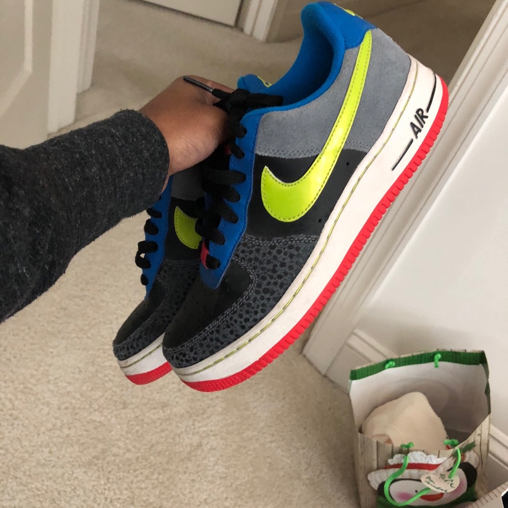 Air Force 1s Size 5.5